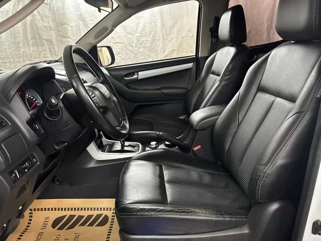Isuzu D-Max Double Cab 4WD Premium+ I.Hand Leder Kame 09/2017-photo-12