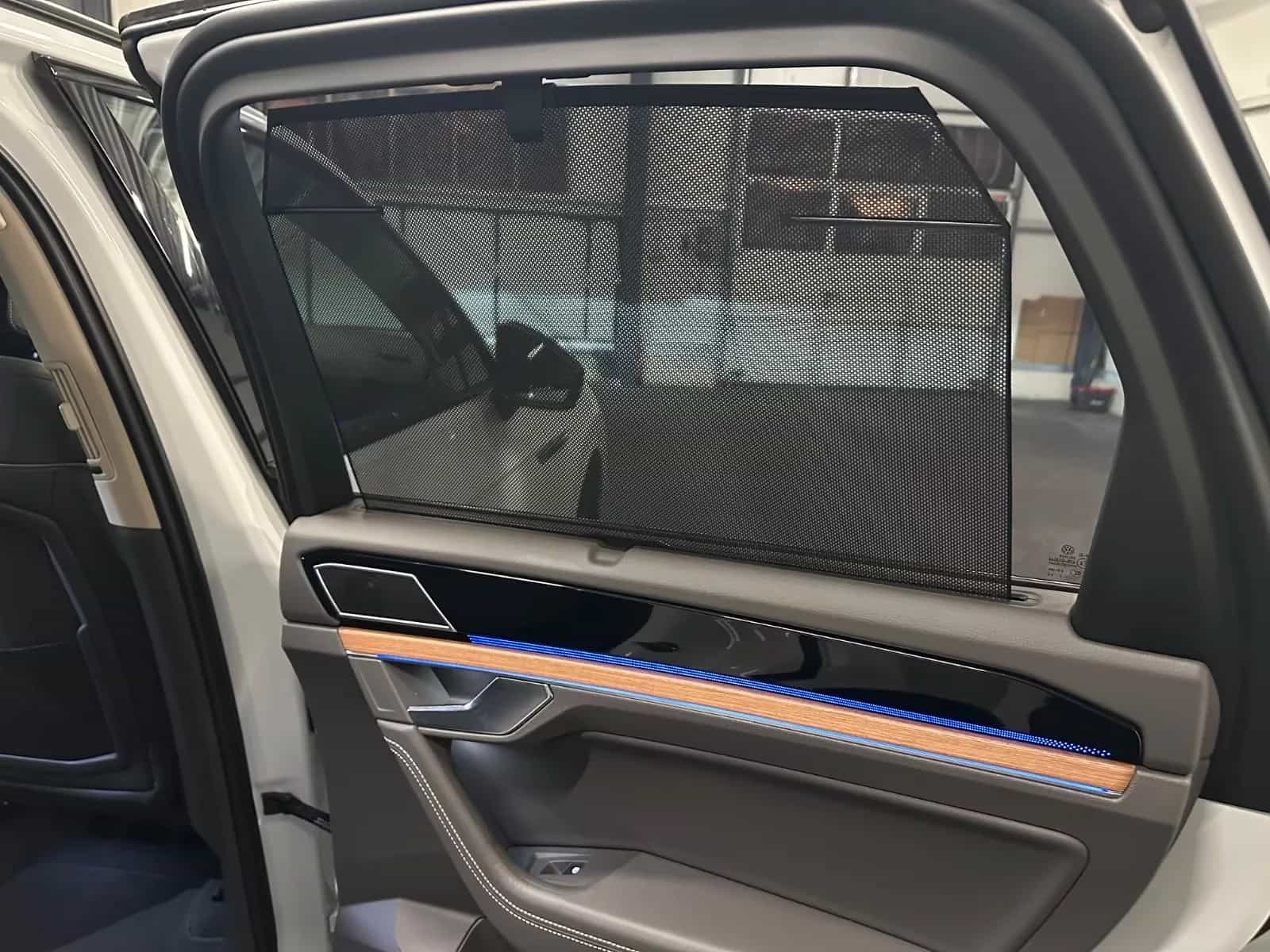 Volkswagen Touareg 09/2022-photo-29
