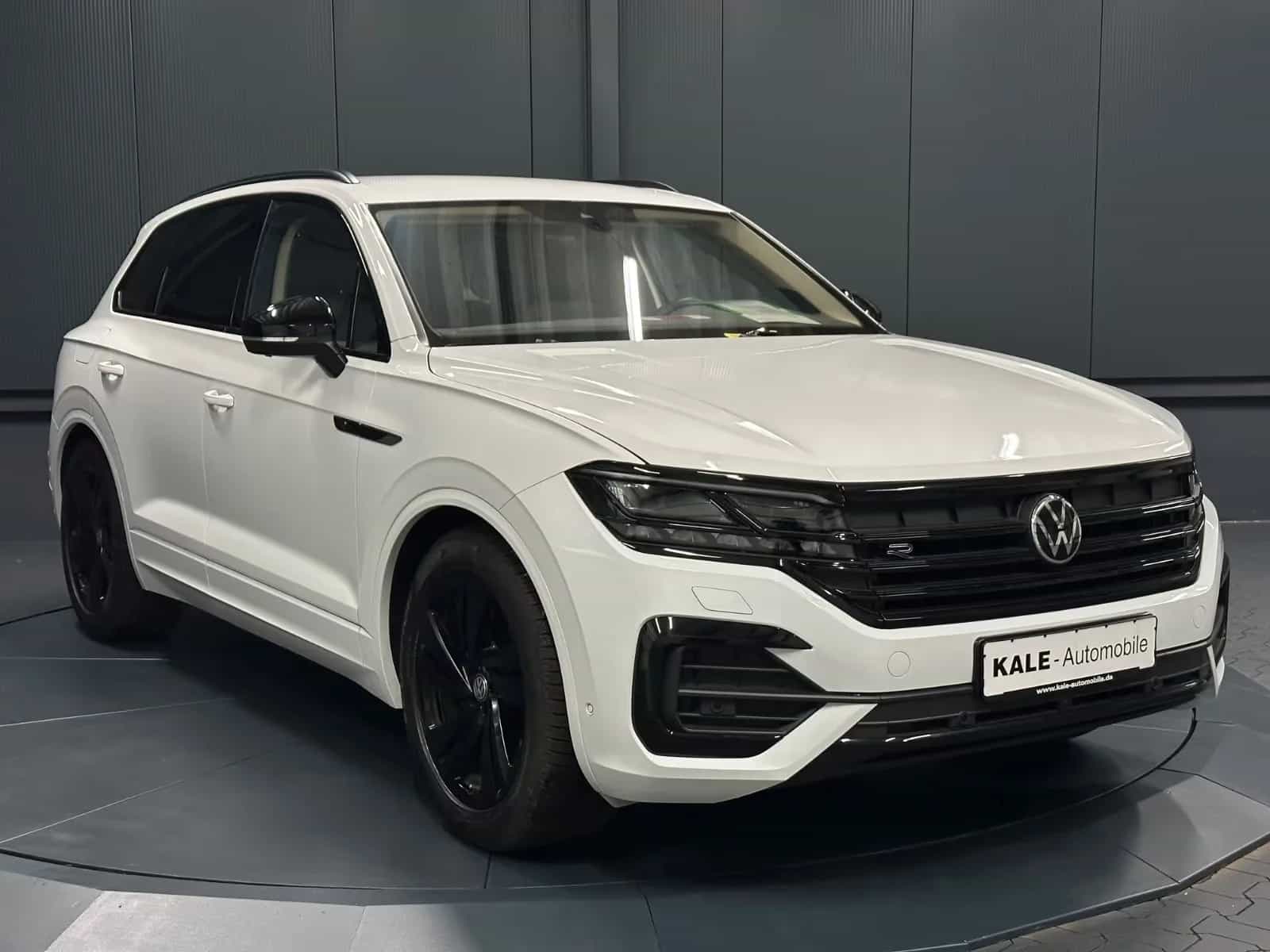 Volkswagen Touareg 09/2022-photo-6