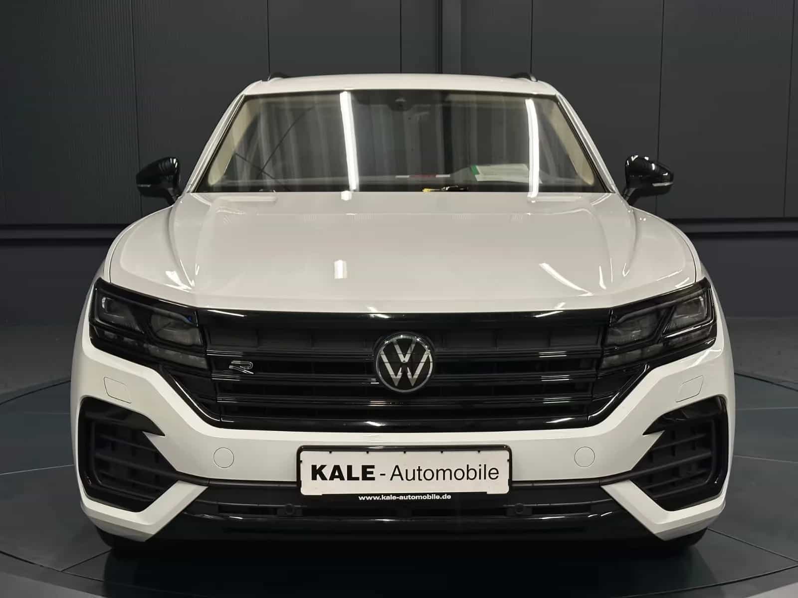 Volkswagen Touareg 09/2022-photo-7