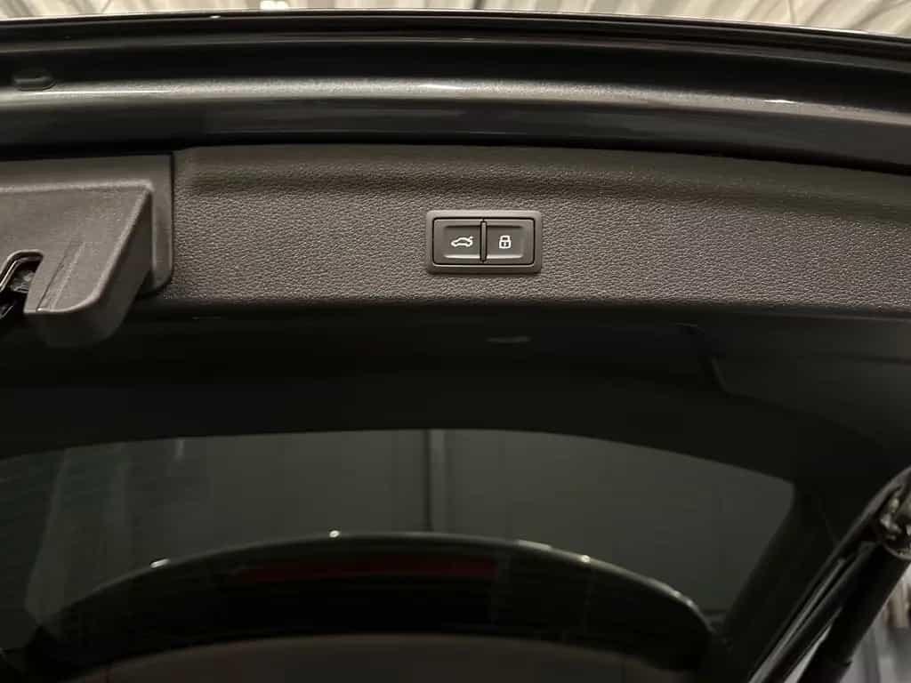 Audi Q3 35 TDI S-Line *20Zoll*Optik-Paket*Audi-GARANT 11/2022-photo-28