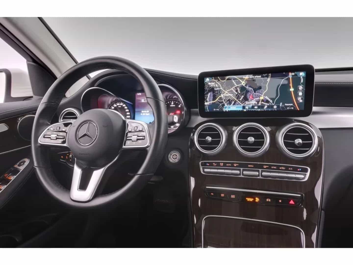 Mercedes-Benz GLC-Class 200 09/2020-photo-12