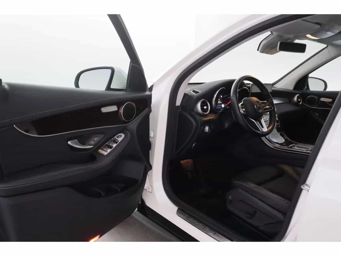 Mercedes-Benz GLC-Class 200 09/2020-photo-16