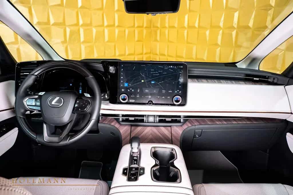 Lexus LM LM 350H EXECUTIVE + 7 SEATS + 3D SURROUND null-photo-15