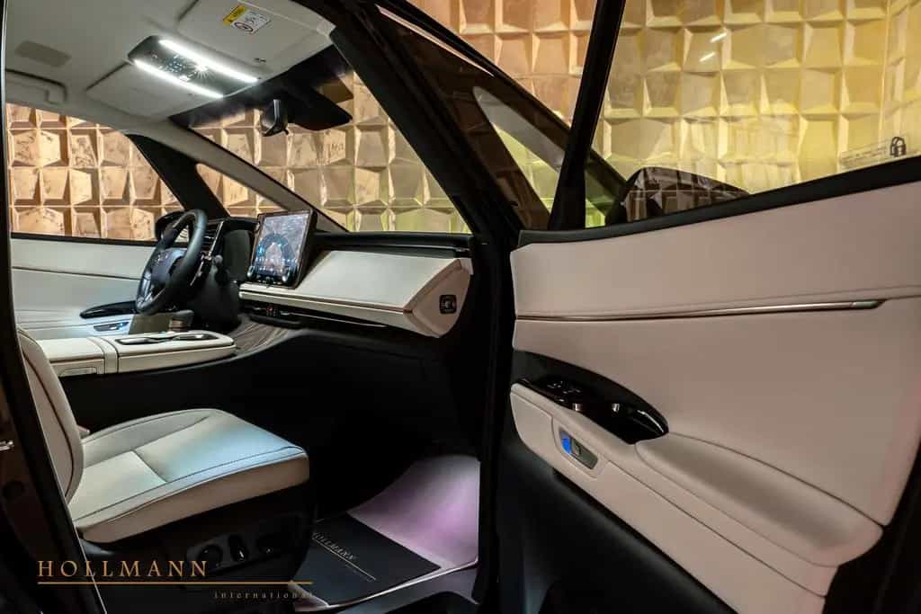 Lexus LM LM 350H EXECUTIVE + 7 SEATS + 3D SURROUND null-photo-18