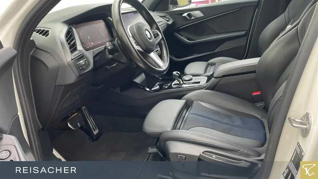 BMW 118 i Aut.M Sport,LCPro.LED,PDCv+h,HIFI 05/2022-photo-3