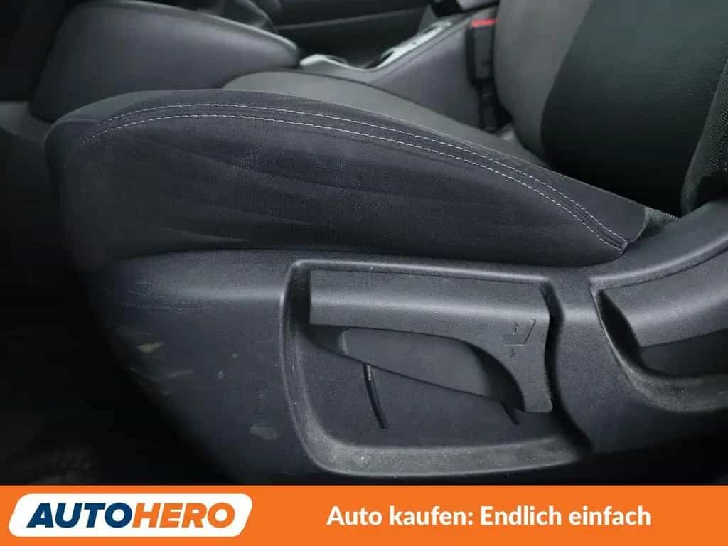 Nissan Qashqai 1.3 DIG-T Zama 03/2021-photo-28