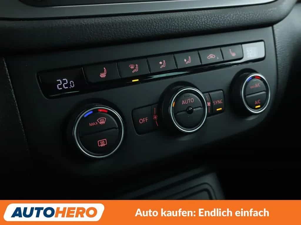 Volkswagen Tiguan 1.4 TSI Lounge Sport & Style BMT Aut.*NAV 04/2016-photo-21