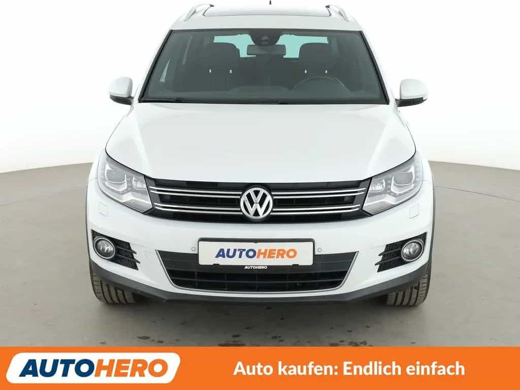 Volkswagen Tiguan 1.4 TSI Lounge Sport & Style BMT Aut.*NAV 04/2016-photo-8