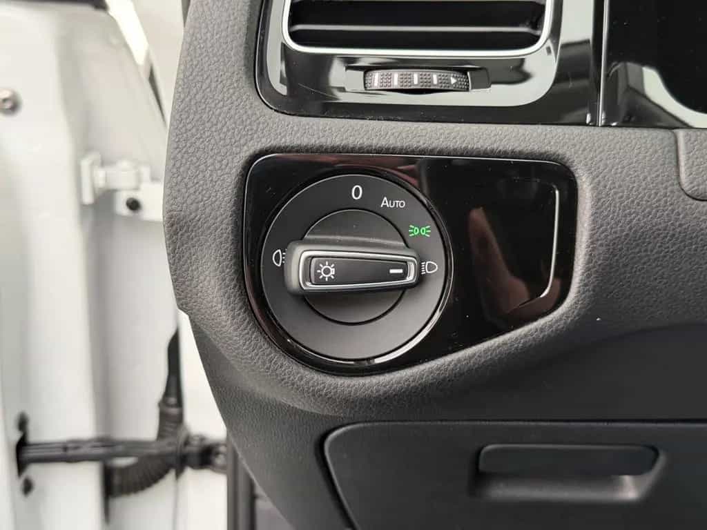Volkswagen Golf VII Variant 1.5 TSI*UNITED*ACC-SHZ-APPLE 06/2020-photo-29