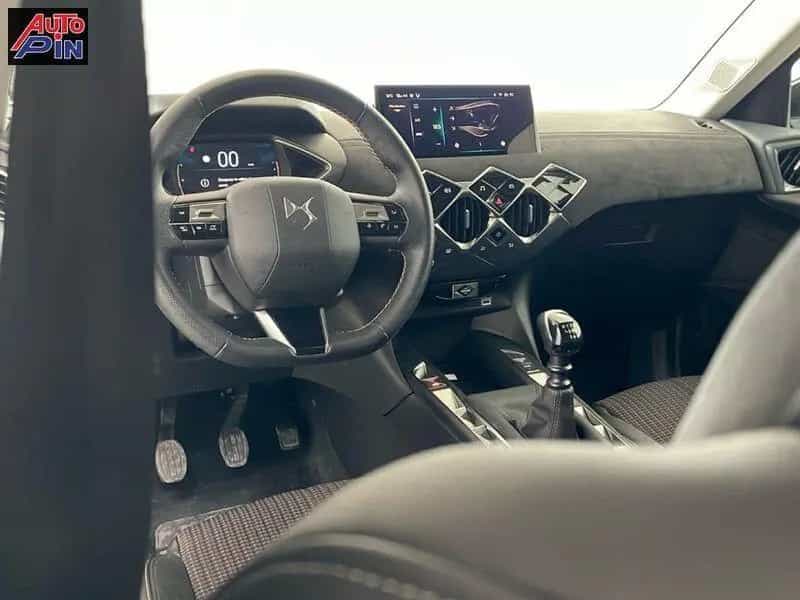 DS Automobiles DS3 DS DS 3 PureTech 100 Performance Line 02/2024-photo-8