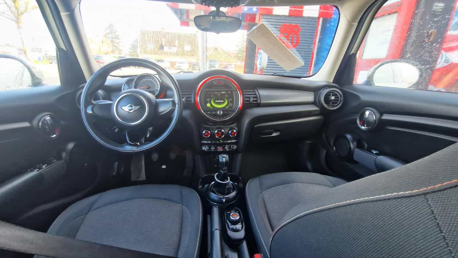MINI ONE 07/2016-photo-9