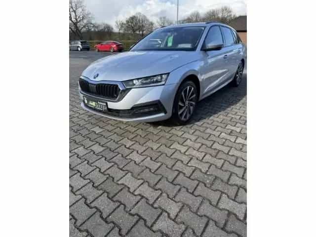 Skoda Octavia Combi Tour Navi Licht Sicht el. Heckklap 04/2022-photo-2