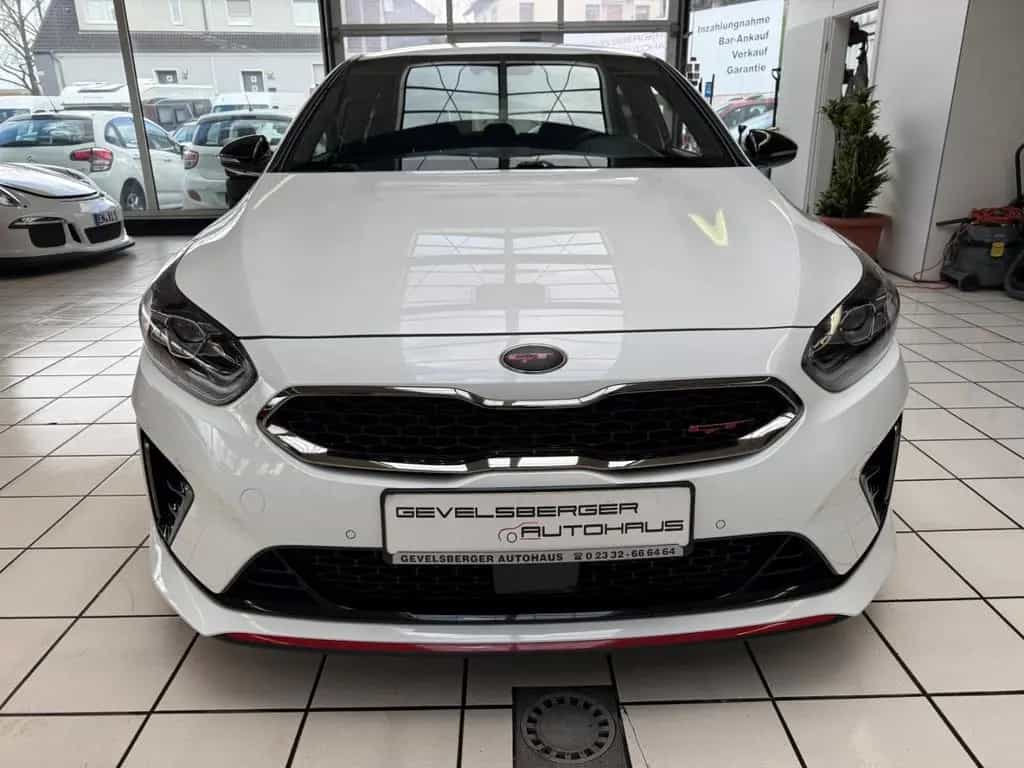 Kia Ceed GT Automatik Navigation JBL Premium 06/2019-photo-1