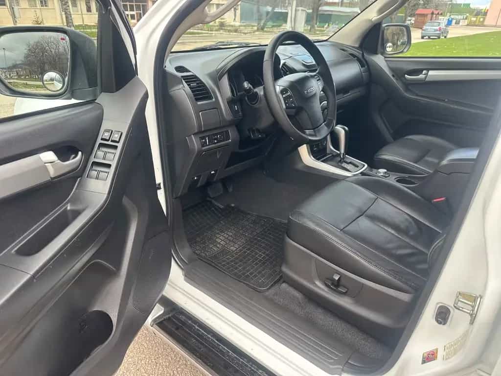 Isuzu D-Max LS Generation 07/2016-photo-9