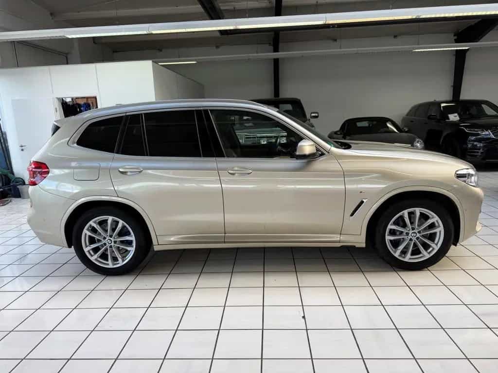 BMW X3 xDrive 30 d M Sport Panorama Vollausstattung 09/2019-photo-3