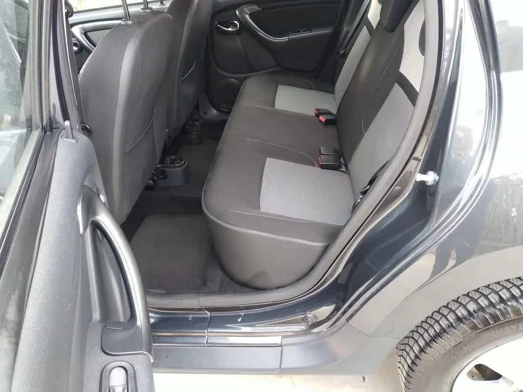 Dacia Duster 1.5 dCi 110CV Start&Stop 4x2 Lauréa 06/2016-photo-12