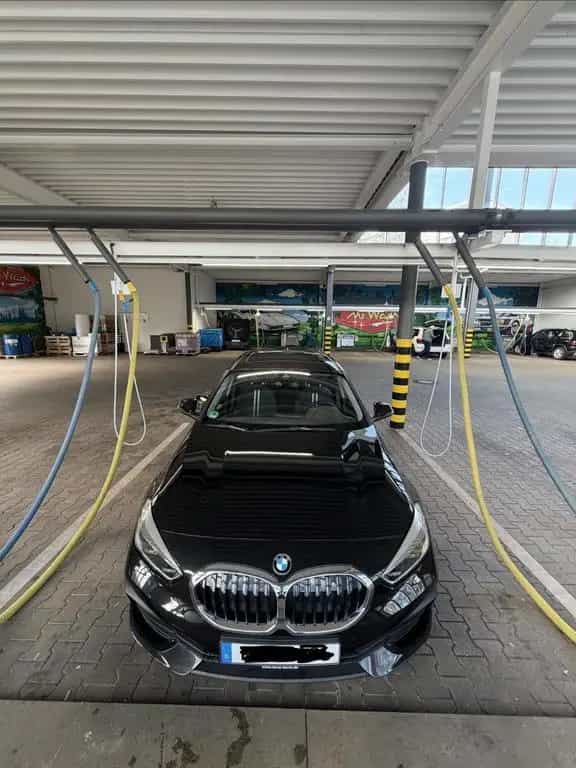 BMW 1 Series 120d xDrive A - 10/2020-photo-5