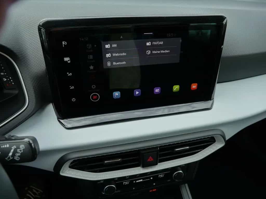 Seat Ibiza 1.0 TSI Style Edition *NAVI*PANO*BEATS*SHZ 04/2024-photo-19