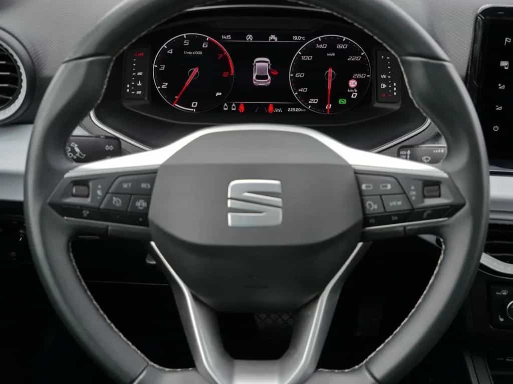 Seat Ibiza 1.0 TSI Style Edition *NAVI*PANO*BEATS*SHZ 04/2024-photo-8