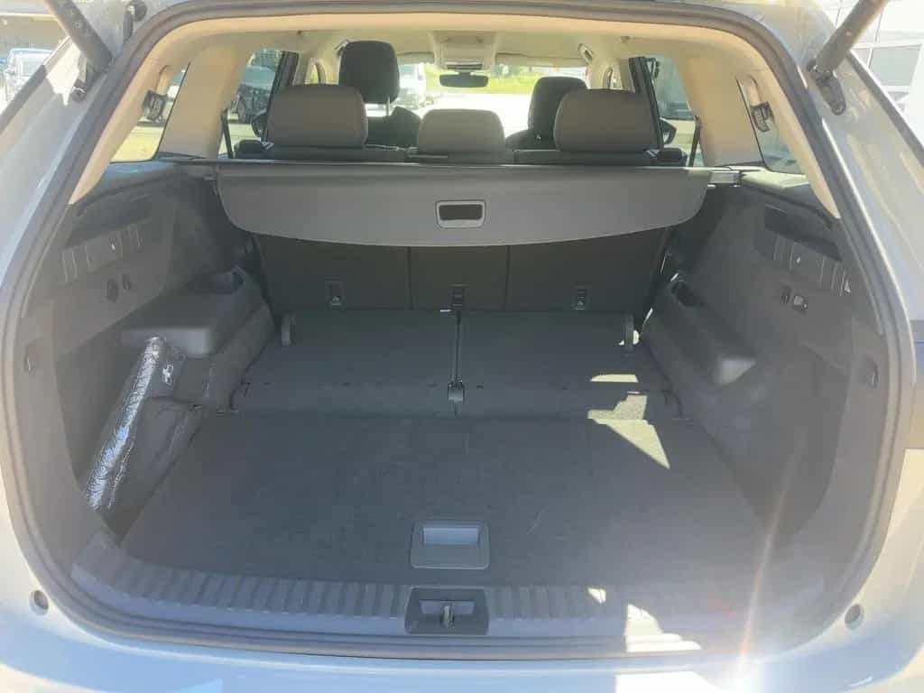 Skoda Kodiaq 2.0 TSI DSG 4x4 MATRIX+AHK+STHZG+4xSHZ+7S 06/2025-photo-12