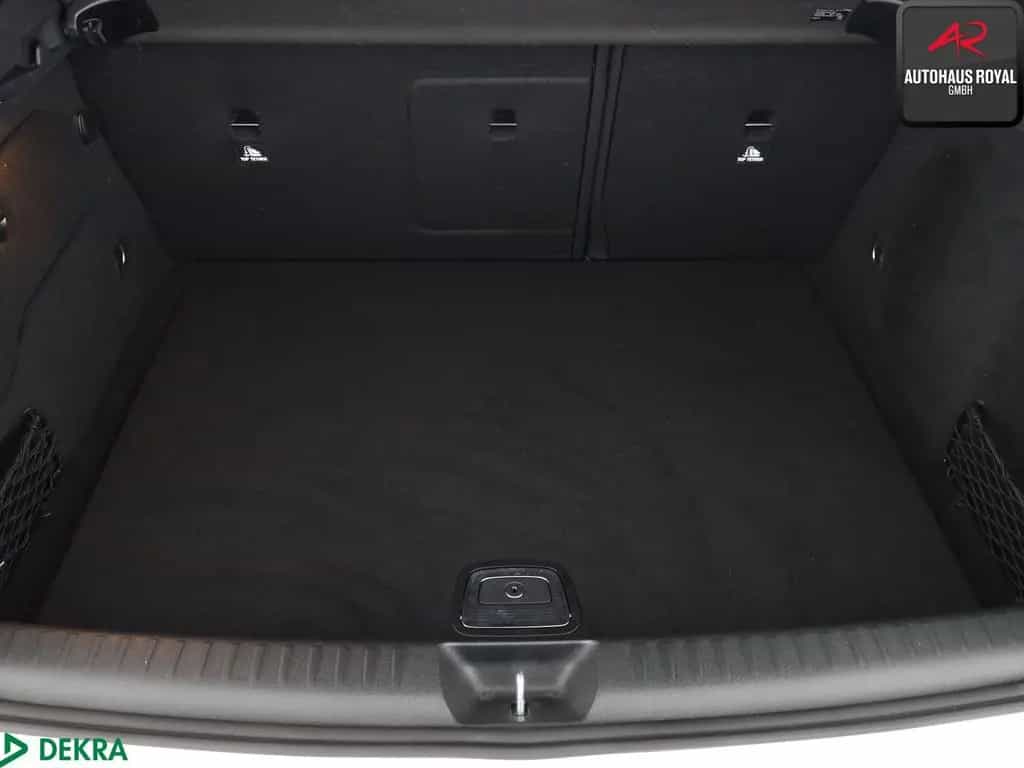 Mercedes-Benz GLA 220 4M AMG NIGHT PANORAMA,AKT.PARKASSIST,AHK 11/2019-photo-12