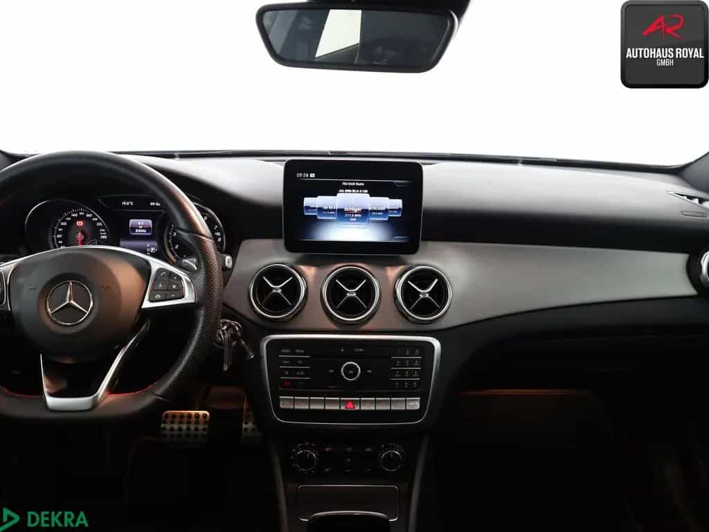Mercedes-Benz GLA 220 4M AMG NIGHT PANORAMA,AKT.PARKASSIST,AHK 11/2019-photo-14