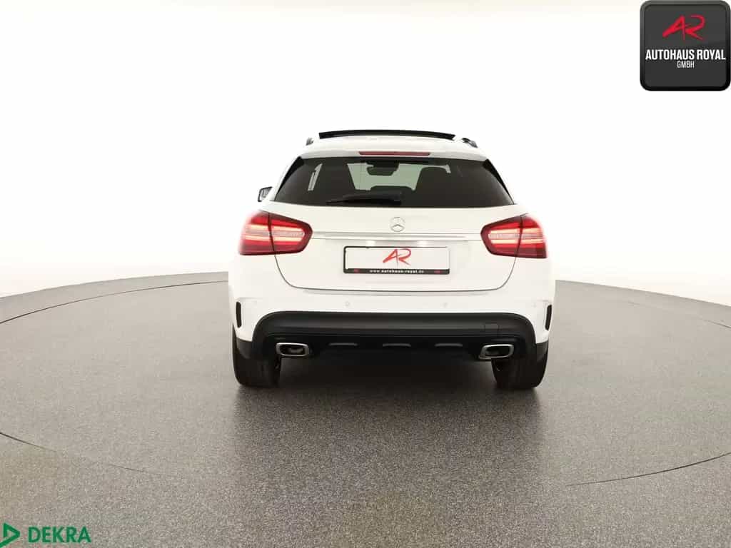 Mercedes-Benz GLA 220 4M AMG NIGHT PANORAMA,AKT.PARKASSIST,AHK 11/2019-photo-3