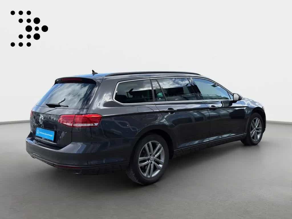 Volkswagen Passat Variant 2.0 TDI DSG Comforline*Navi*AHK*A 12/2018-photo-18