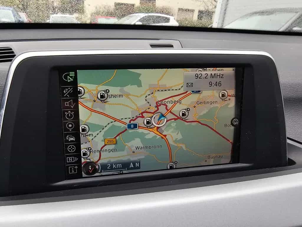 BMW X1 sDrive 18 i Advantage 06/2016-photo-17
