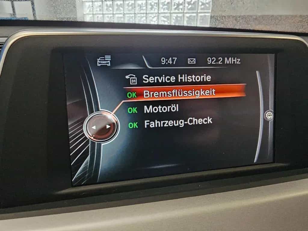 BMW X1 sDrive 18 i Advantage 06/2016-photo-18