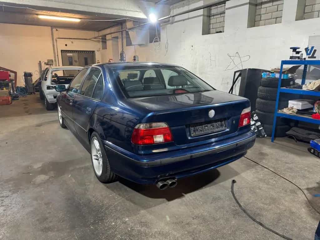 ALPINA B10 3,3 Limousine 03/2000-photo-1