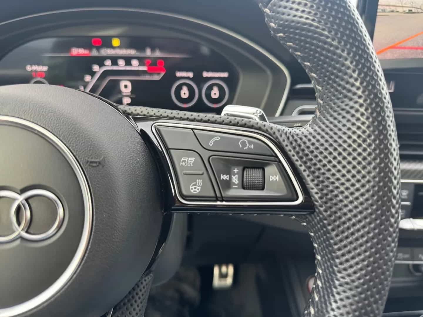 Audi RS5 09/2020-photo-25