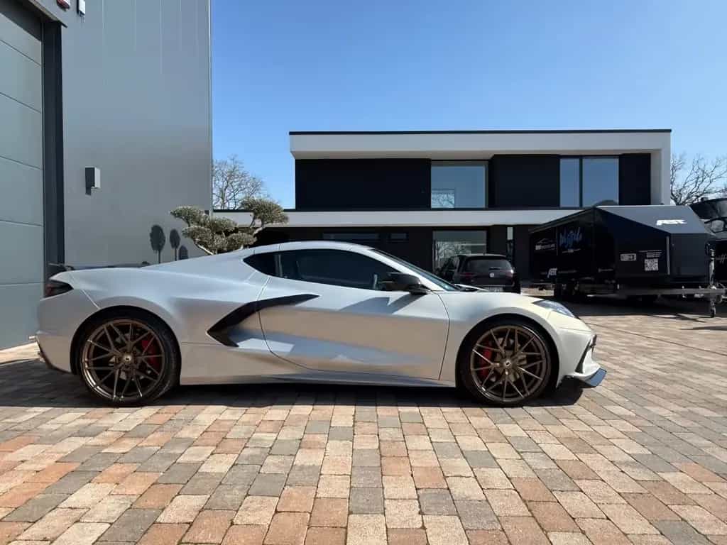 Corvette C8 03/2024-photo-1