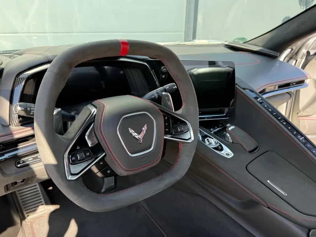 Corvette C8 03/2024-photo-31