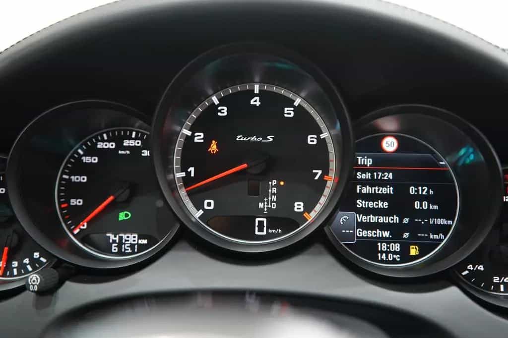 Porsche Cayenne Turbo S*Approved*Keramik*Deutsch.Fzg.* 07/2015-photo-22