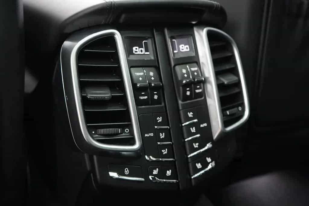 Porsche Cayenne Turbo S*Approved*Keramik*Deutsch.Fzg.* 07/2015-photo-44
