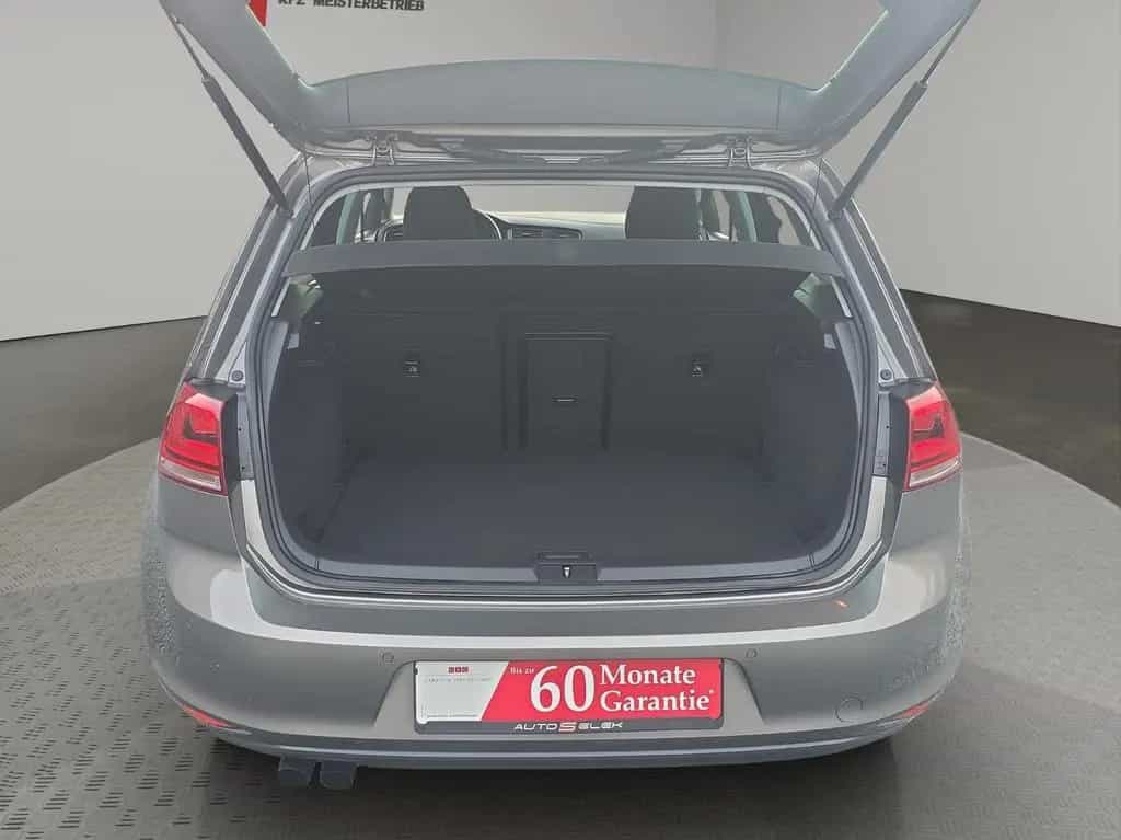 Volkswagen Golf VII Highline BMT NAVi PDC XENON 10/2013-photo-17