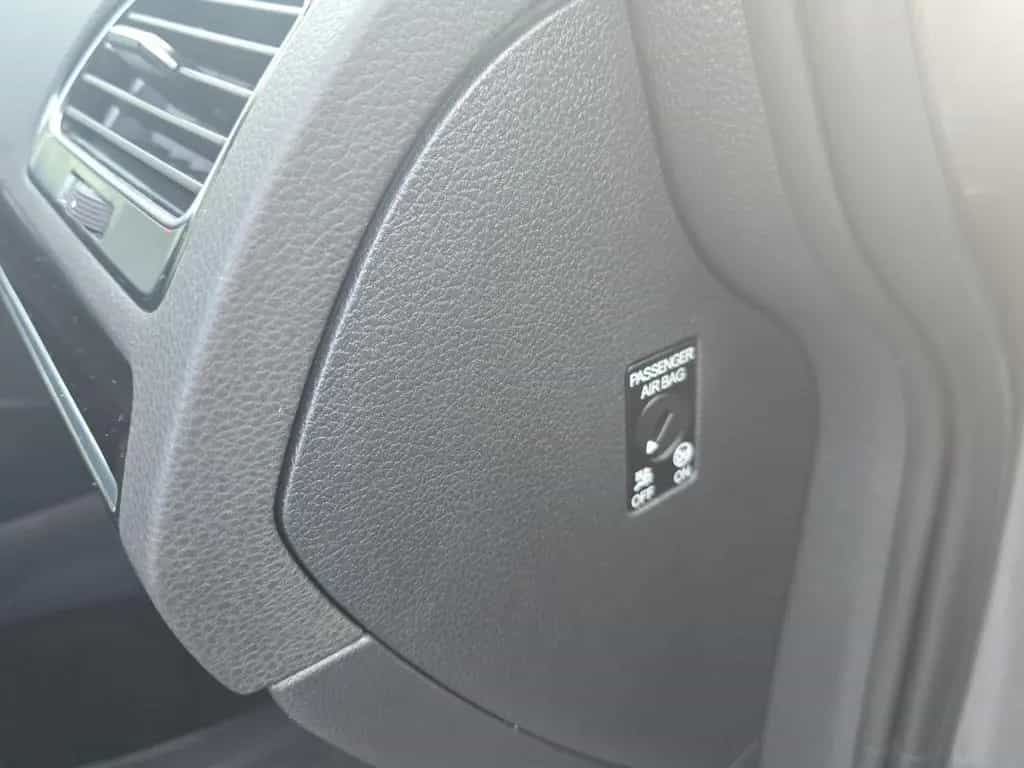 Volkswagen Golf VII Highline BMT NAVi PDC XENON 10/2013-photo-24