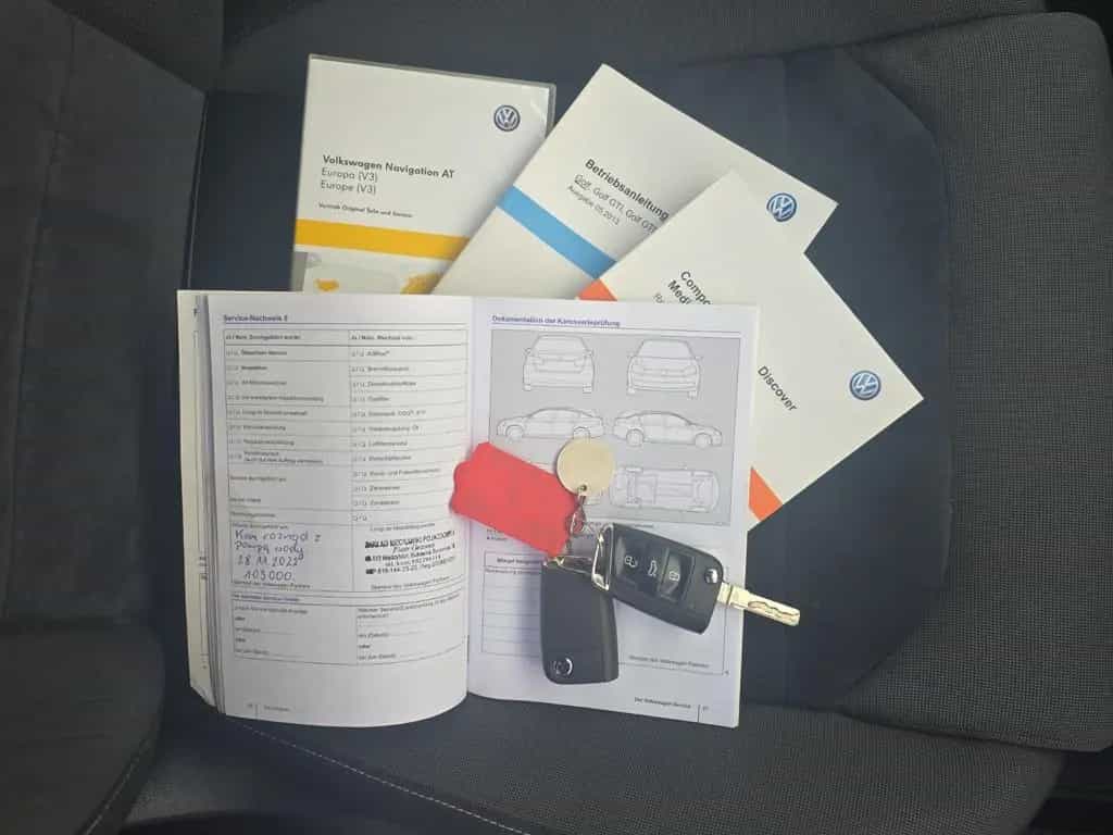 Volkswagen Golf VII Highline BMT NAVi PDC XENON 10/2013-photo-26