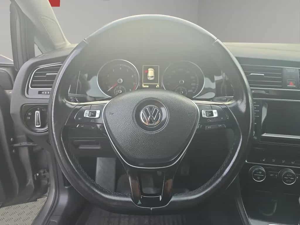 Volkswagen Golf VII Highline BMT NAVi PDC XENON 10/2013-photo-9