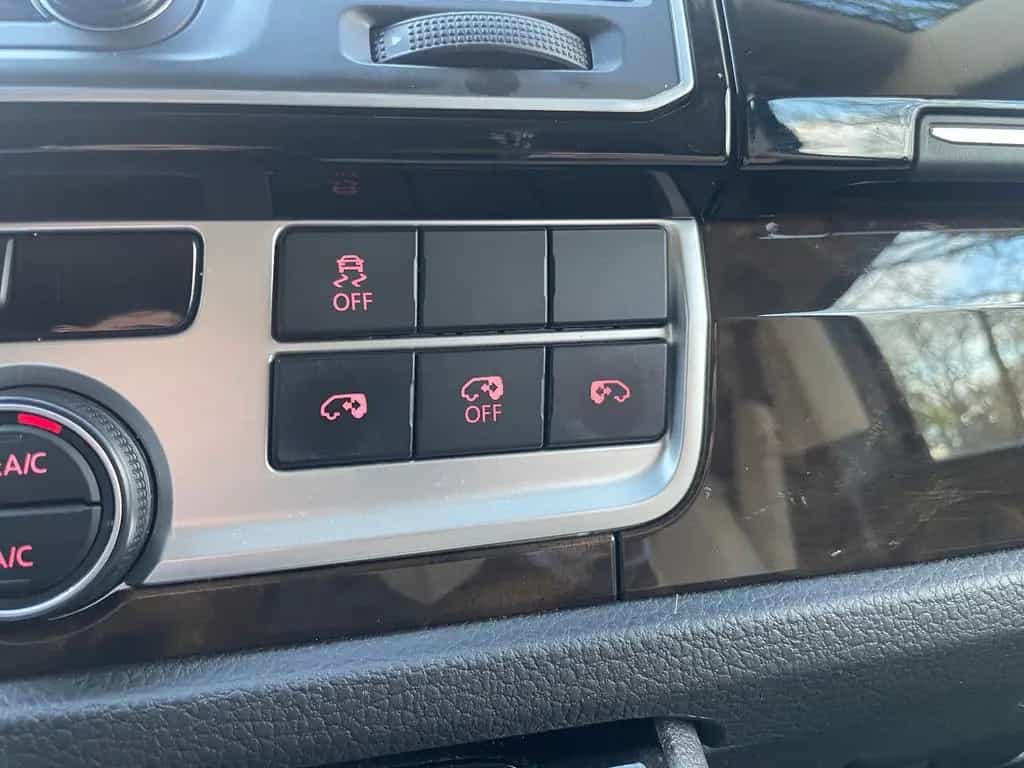 Volkswagen Transporter Multivan Highline 4Motion*VOLLAUST*AUTOMATIK 05/2019-photo-24