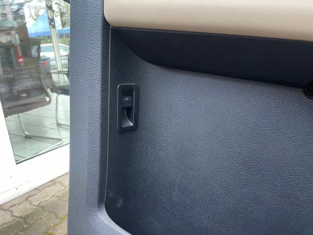 Volkswagen Transporter Multivan Highline 4Motion*VOLLAUST*AUTOMATIK 05/2019-photo-31