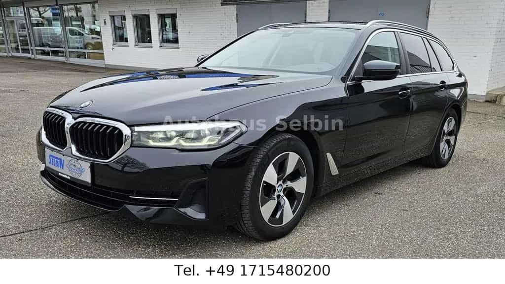 BMW 5 Series 520 d Touring  xDrive LED*LEDER*KAMERA 360 1. HD 11/2020-photo-37