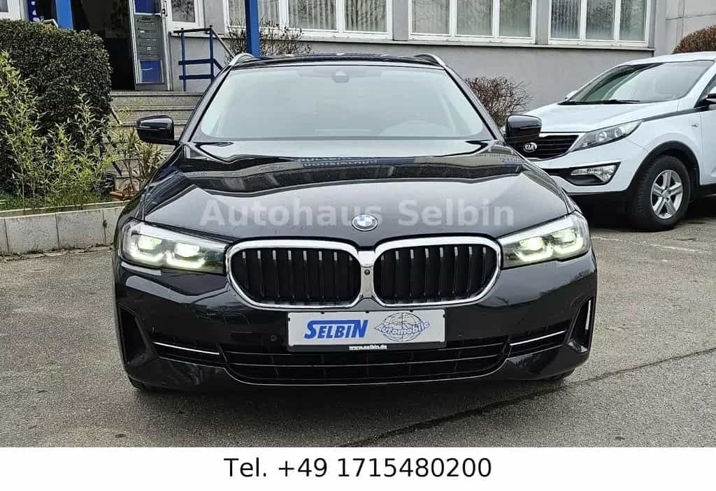 BMW 5 Series 520 d Touring  xDrive LED*LEDER*KAMERA 360 1. HD 11/2020-photo-43