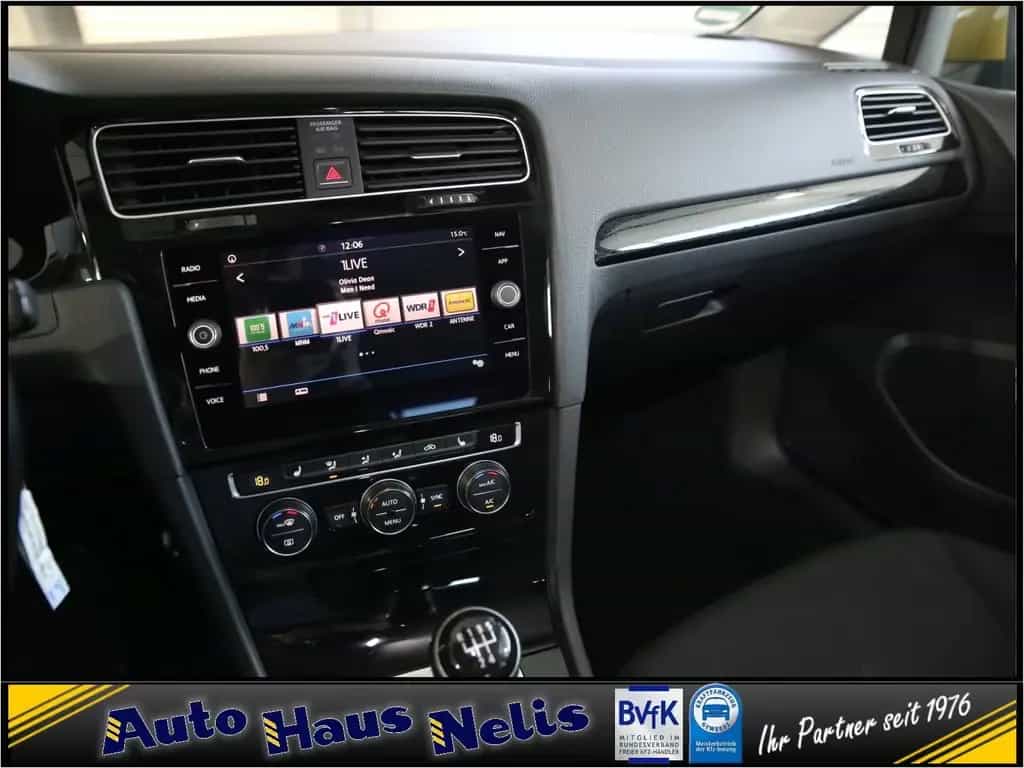 Volkswagen Golf VII 1,6 TDI Sound ACC NaviTouch Apple Andro 01/2018-photo-20