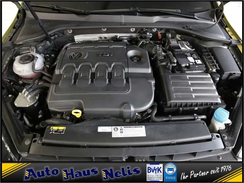 Volkswagen Golf VII 1,6 TDI Sound ACC NaviTouch Apple Andro 01/2018-photo-22