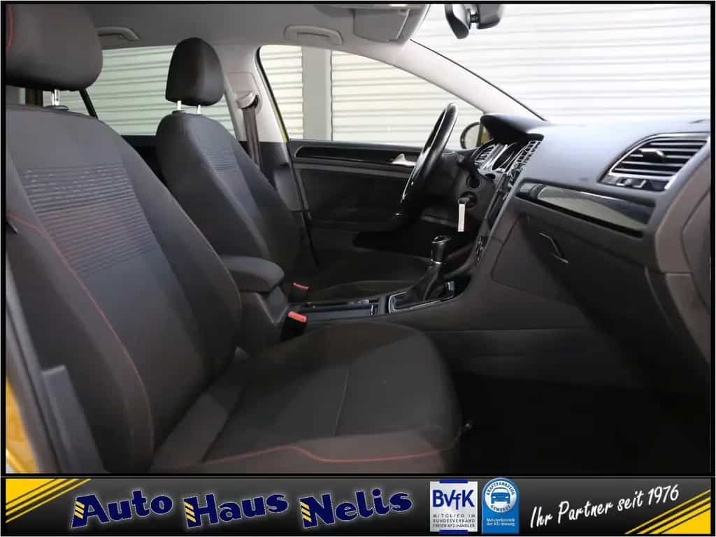 Volkswagen Golf VII 1,6 TDI Sound ACC NaviTouch Apple Andro 01/2018-photo-30