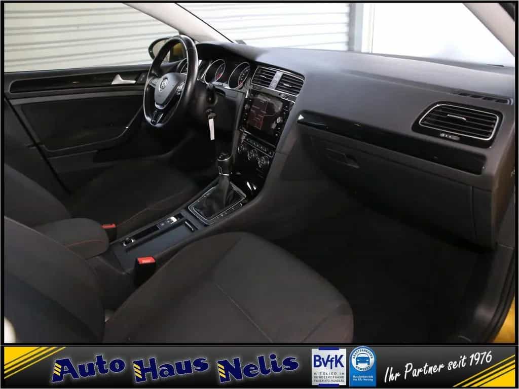 Volkswagen Golf VII 1,6 TDI Sound ACC NaviTouch Apple Andro 01/2018-photo-31