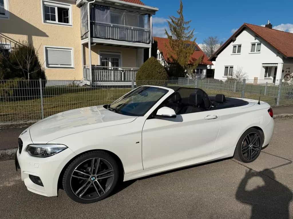 BMW 2 Series 220i Steptronic Cabrio M Sport 05/2021-photo-1
